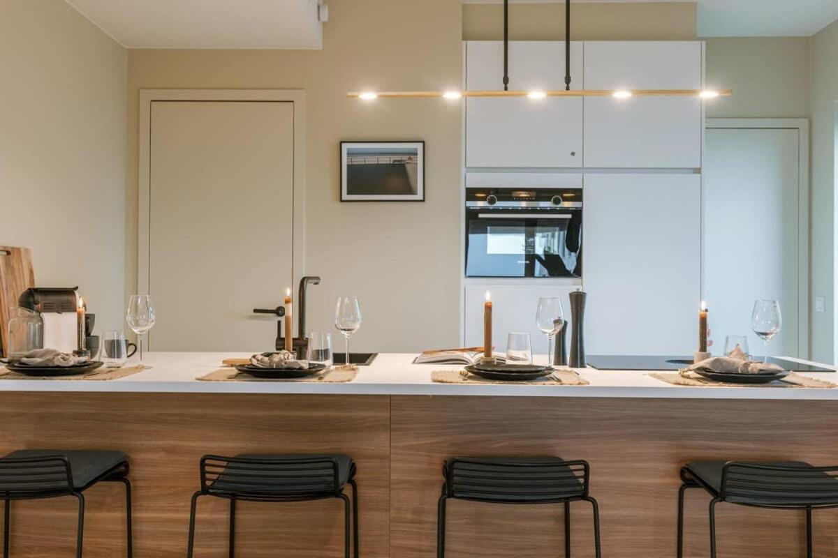 Apartment Stunning With Terrace And Parking *
