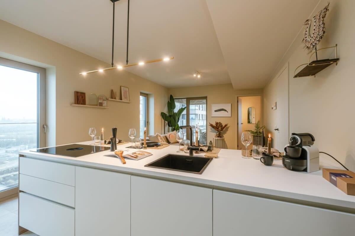 Stunning With Terrace And Parking Apartment Ostend