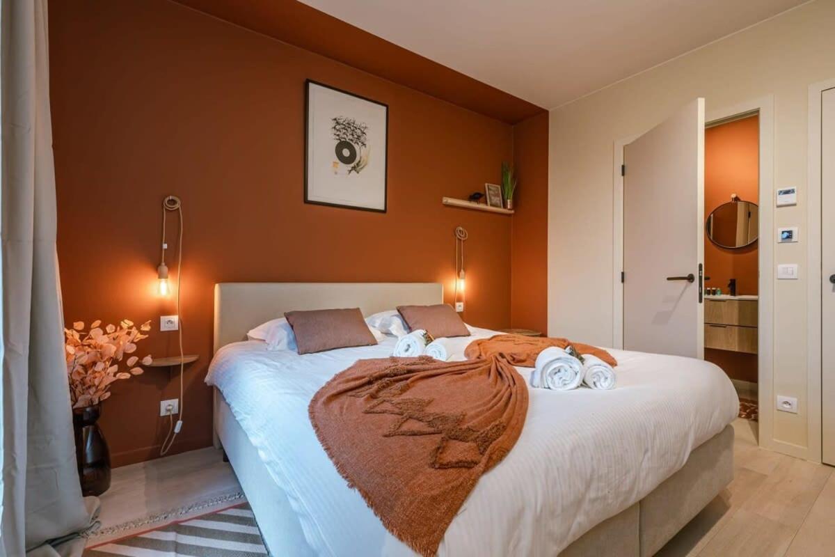 Apartment Stunning With Terrace And Parking *