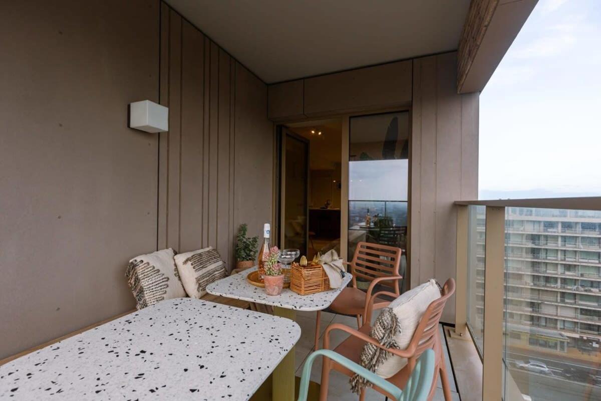 Stunning With Terrace And Parking *