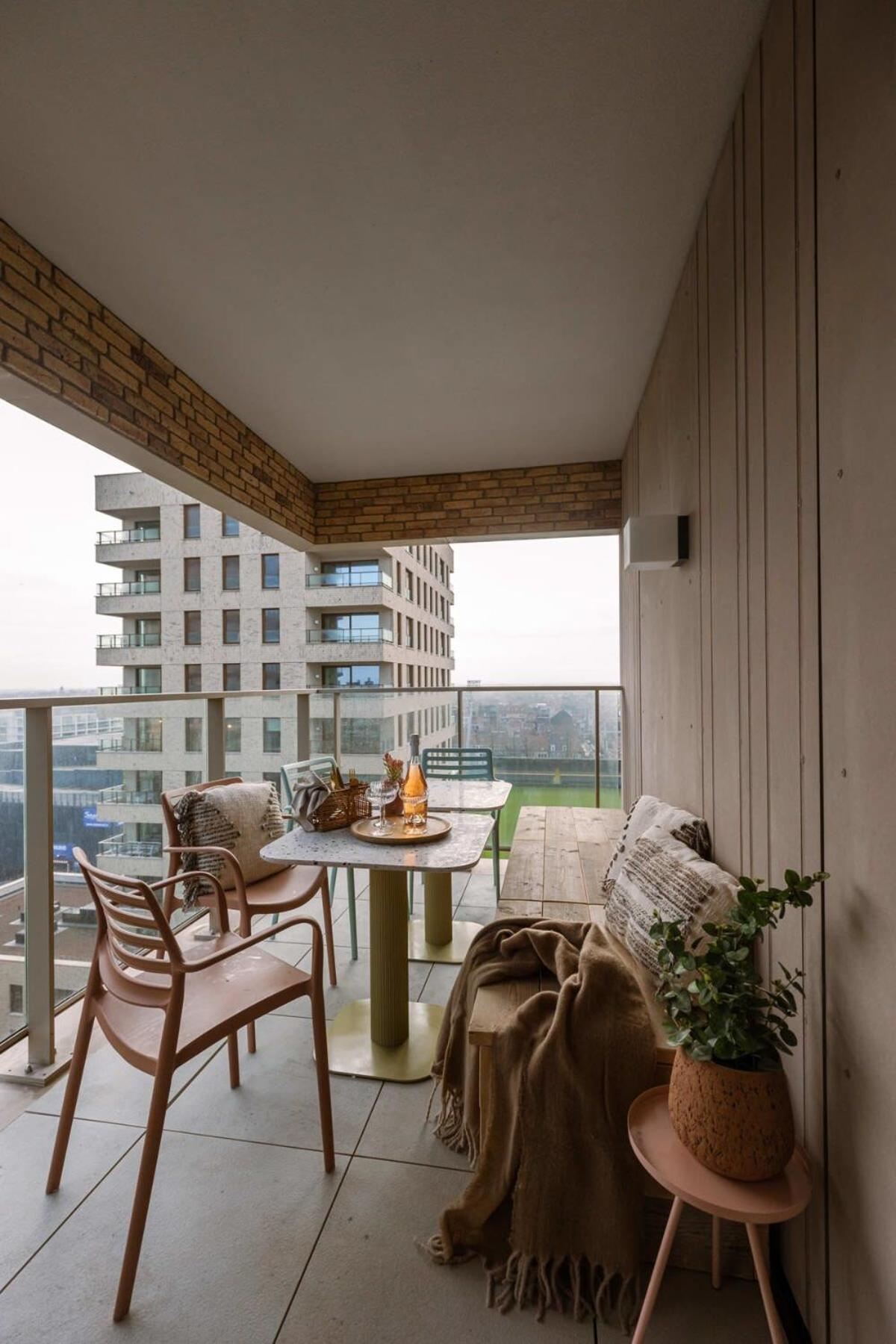 Stunning With Terrace And Parking * Ostend